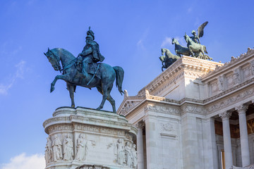 Fototapeta premium Architecture of the Vittorio Emanuele II Monument in Rome, Italy