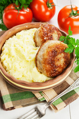 Cutlets and mashed potatoes