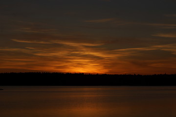 Fototapeta na wymiar evening sunset