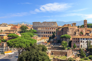 Fototapeta na wymiar Coliseum and Roman Forum view from the Altar of the Fatherland, Rome, Italy