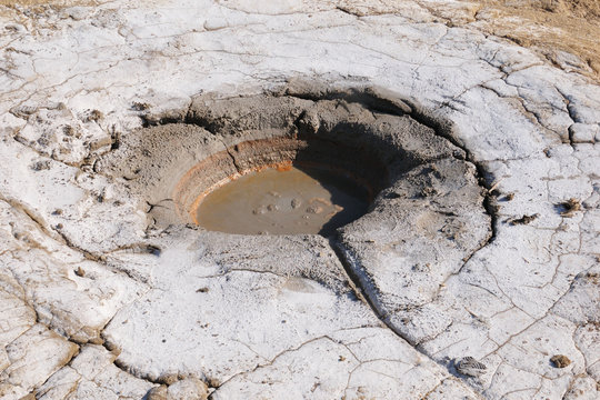 Schlammvulkane; Vulcanii noroiosi; Berca; Rum&auml;nien; Romania