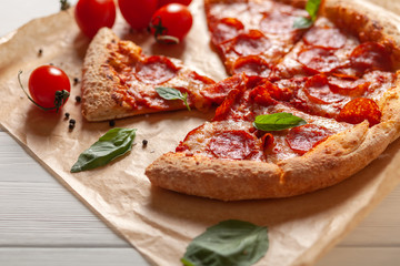 Pizza Pepperoni, pizza ingredients, tomatoes, Basil, spices.