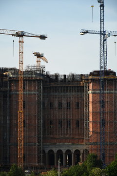  Cathedral for the Salvation of the Romanian People (Catedrala Mantuirii Neamului Romanesc) under construction in Bucharest, Romania.2017,