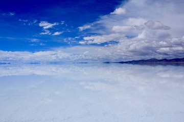 Uyuni Salt Flat(Salar de Uyuni)