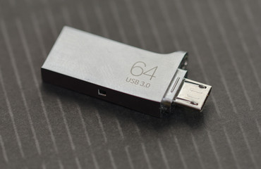 USB flash drive , 64 GB, 3.0