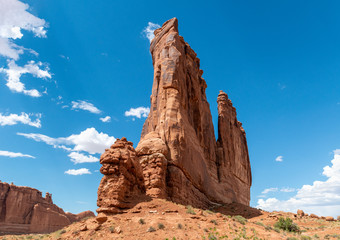 Fototapeta premium Sandstone formations in the entrance of Arches National Park, Utah
