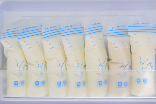 Breast Milk Storage Bags For New Baby In Refrigerator