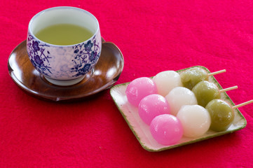 花見団子とお茶