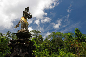 Statue of Hindu God Indra Bringing Holy Water at Tirta Empul temple, Pura Tirta Empul, Hindu Balinese water temple, Tampaksiring, Bali, Indonesia