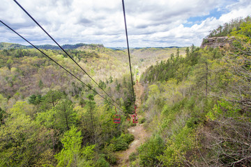 Fototapeta na wymiar Beautiful Kentucky Mountain View. View from chair lift ride over the Appalachian Mountains of Kentucky in Natural Bridge State Park.