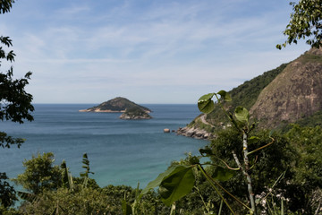 Paisagem natural de ilhas no mar  © Marcelo