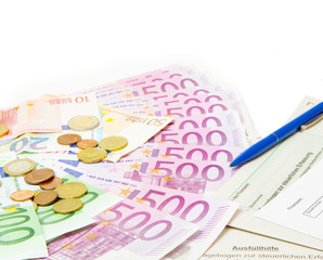 Income tax declaration to the tax office, pay taxes 