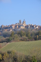 Fototapeta premium VILLAGE DE VEZELAY LA COLLINE ÉTERNELLE (YONNE) FRANCE