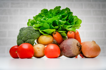 Fresh fruits and vegetables .