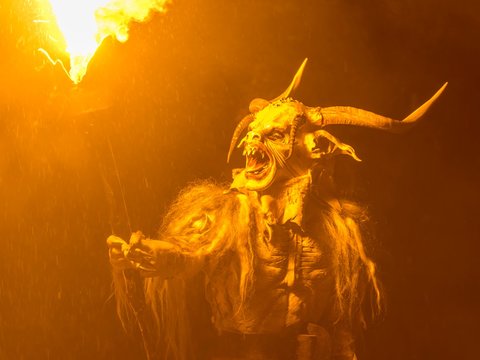 Krampus with the Lichtenworther Klachlteufel at the Advent Market, Hernstein, Lower Austria, Austria, Europe