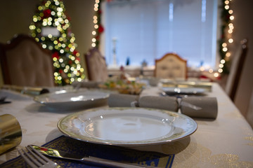 Table setting for Christmas