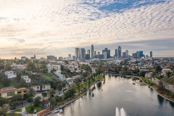 Fototapeta na wymiar Panoramic view of Silver Lake and Downtown Los Angeles on a beautiful morning