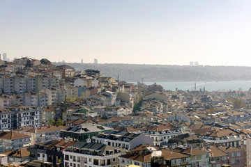 Fototapeta na wymiar A panoramic view of Istanbul and the bosporus 