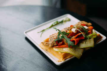 Belgian waffle with Chicken and Vegetables 