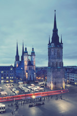 Marktplatz mit Kirche