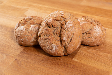 Drei frische Semmeln