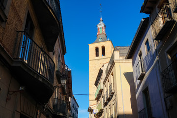 セゴビア サンミゲル教会と街並み
