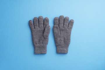Knit winter gloves