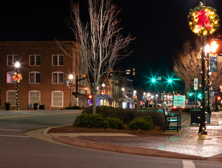 Fototapeta premium City in North Carolina decorated for Christmas