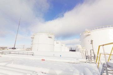 Obraz premium Storage tanks for petroleum products