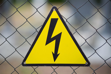 Sign "Carefully high voltage"