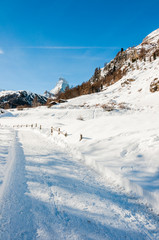 Zermatt, Furi, Zmutt, Zmuttbach, zum See, Winter, Wintersport, Winterwanderung, Wallis, Walliser Dorf,  Alpen, Schweiz