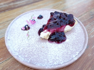 berry cheese tart