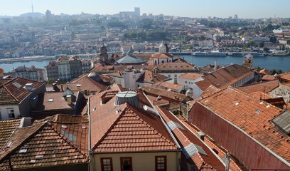 Fototapeta na wymiar Red roofs in portugal 