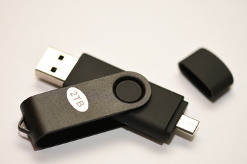 Black USB memory stick / flash drive  2TB  