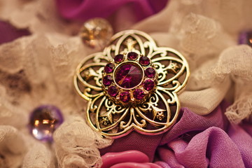  Jewelry, Brooch on Wedding Bouquet 