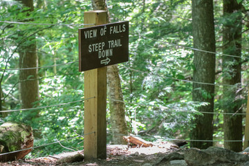 sign telling hikers where waterfalls are located