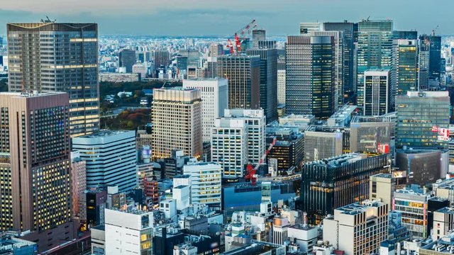 Timelapse Day to Night Transition of Ginza Skyline in Tokyo -Pan Right-