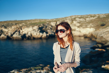 Fototapeta na wymiar woman in glasses sea