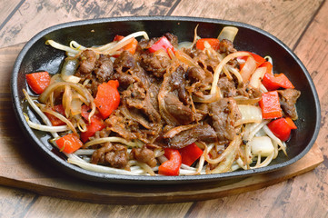 牛カルビの野菜炒め