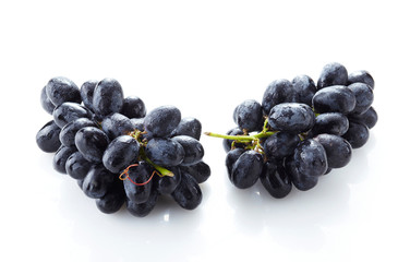 Fresh fruit, black grapes