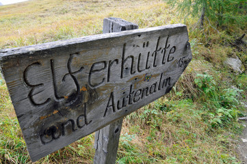 wegweiser im stubaital