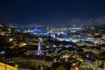 Fototapeta na wymiar Lissabon Nachtpanorama 