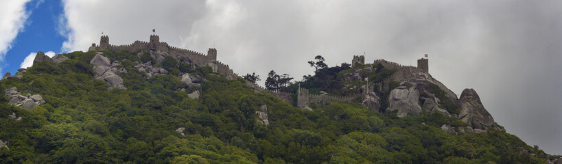 Fototapeta na wymiar Castle in the mountains, Portugal