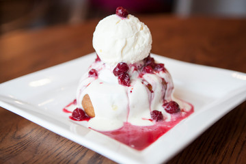 icream over cinnamon roll