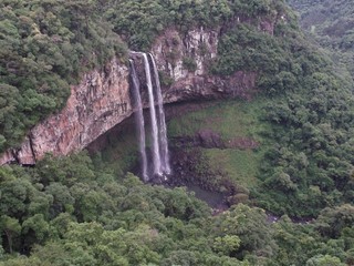 Fototapeta na wymiar waterfall in mountains