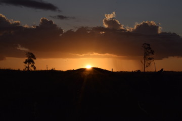 Pôr-do-Sol, nuvem, silhueta de horizonte plano	