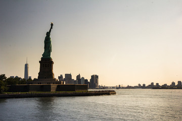 statue of liberty © Diviska