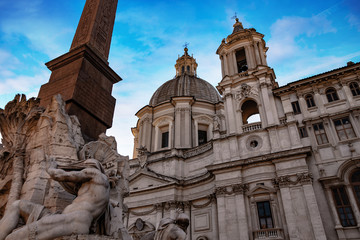 Fototapeta na wymiar Fontana dei Fiumi - Rome, Italy