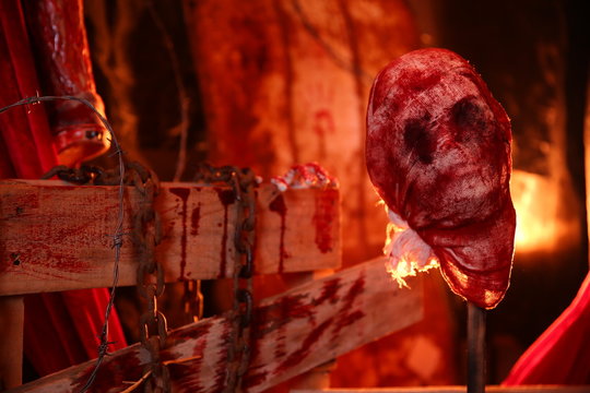 scary halloween props and decoration
