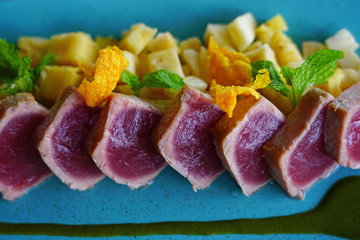 Seared fresh tuna fish with fruit salsa